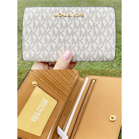 michael kors jet set travel bifold wallet|Mehr.